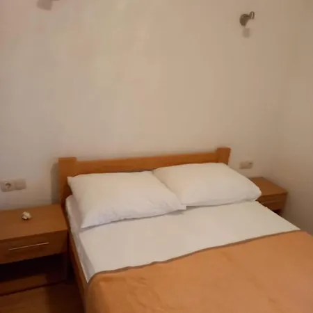 Zulj * Vodice